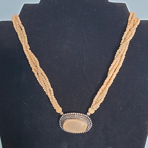 Antique Vintage Native American Silver Carved Bone Silver Necklace – RARE FIND - Picture 4 of 11